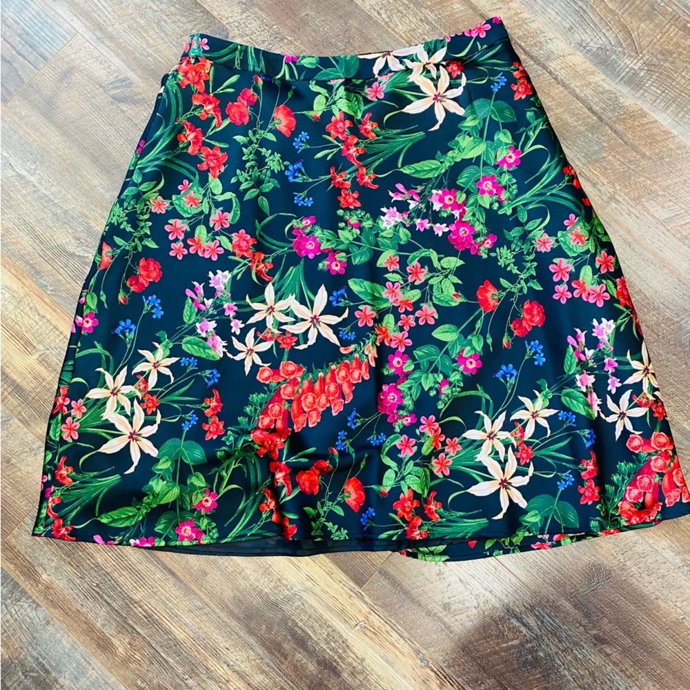 liz claiborne zip-up skirt